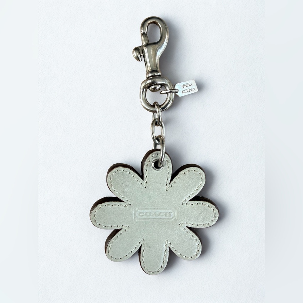 🌸 Rare Vintage COACH Denim Patchwork Daisy Bag Charm Keychain Y2K - Picture 2 of 4